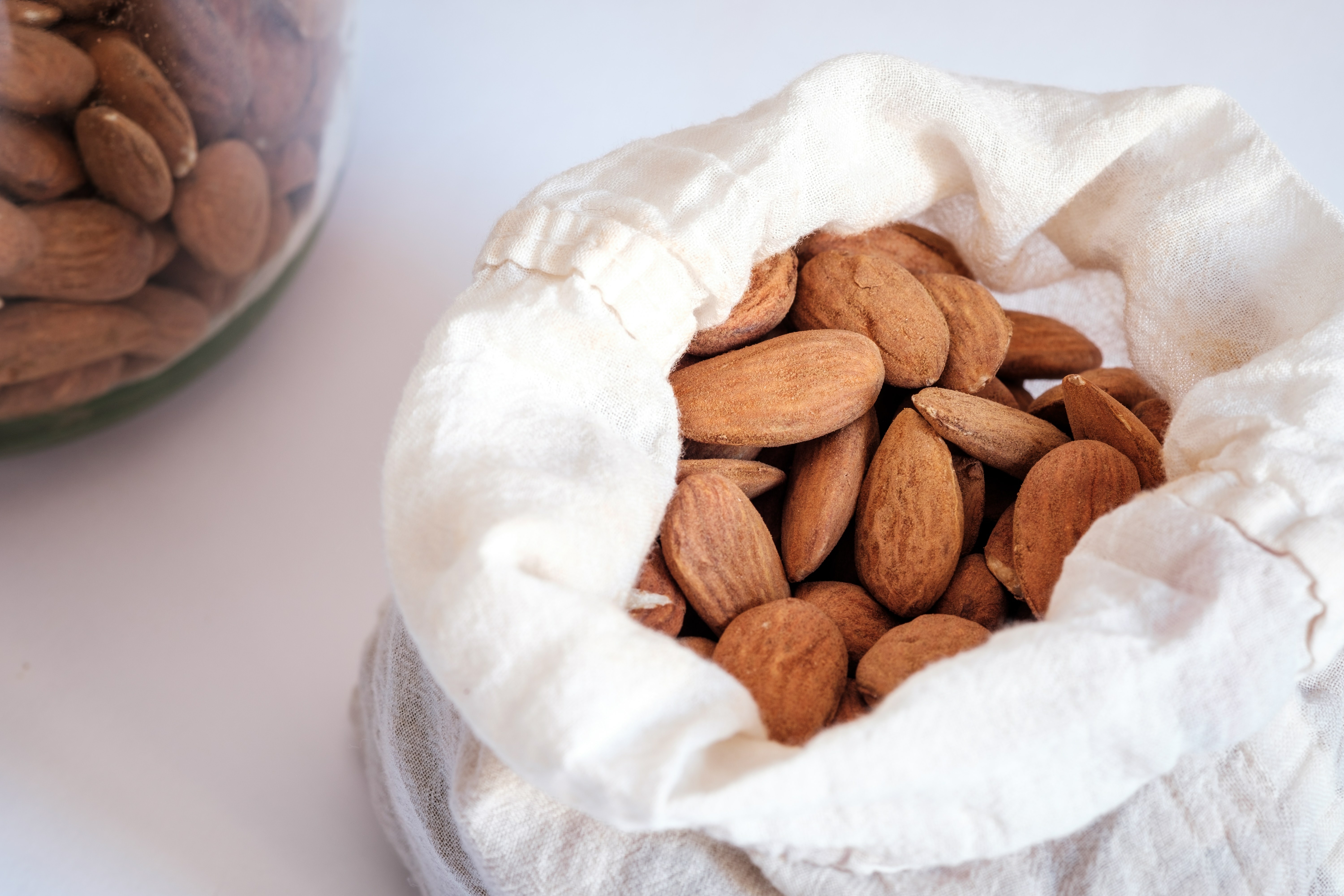 Using Almonds for Weight Loss