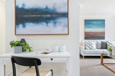 How to spruce up your living space correctly using art