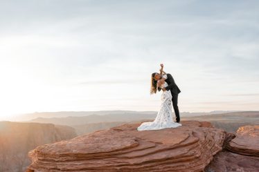 Best Places to Elope for Amazing Wedding Pictures